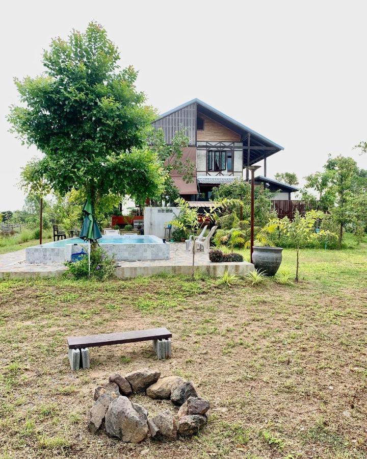 Rang Robin Farmstay For 4 With Pool Ban Wang Muang Eksteriør billede