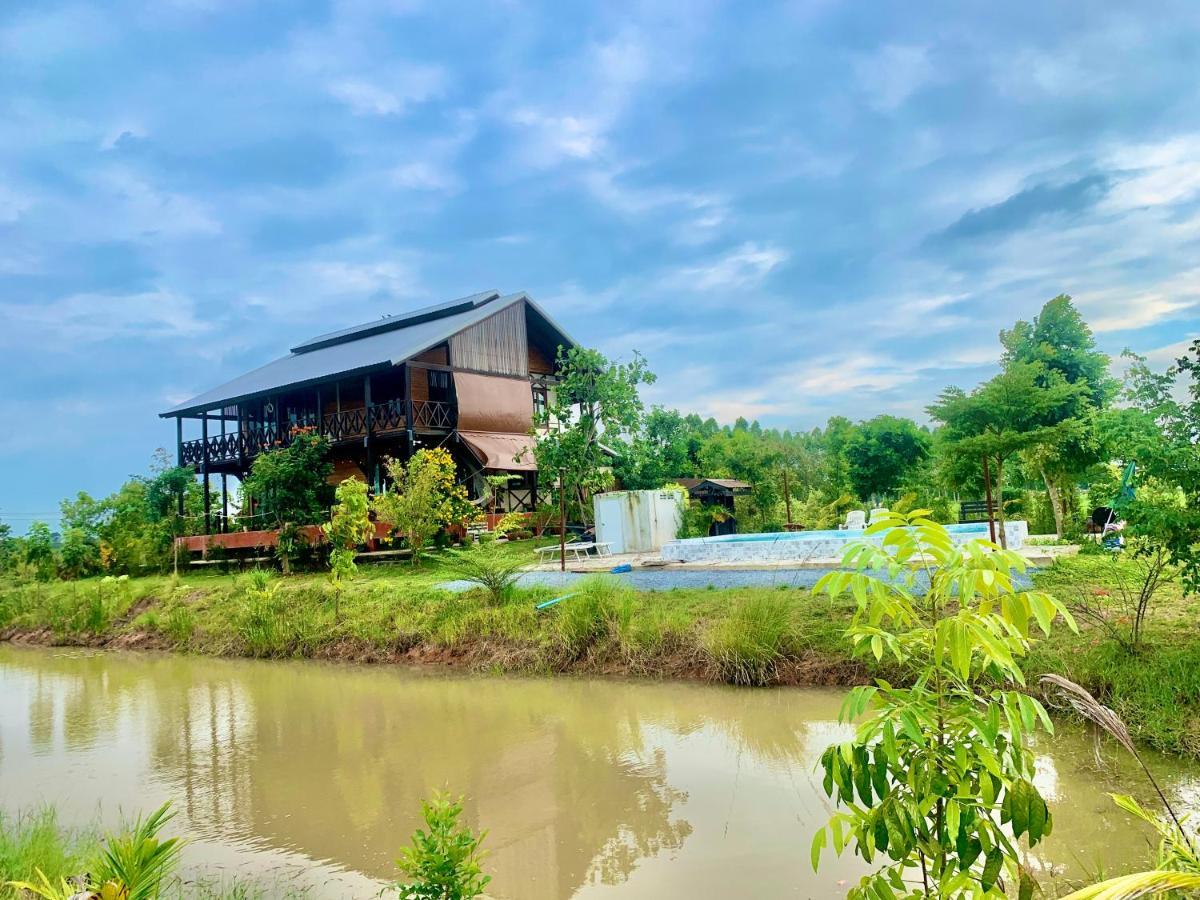 Rang Robin Farmstay For 4 With Pool Ban Wang Muang Eksteriør billede